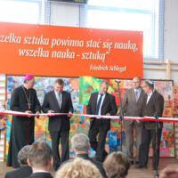 Zdjęcie ilustracyjne wiadomości: <b>UROCZYSTE OTWARCIE KOMPLEKSU SPORTOWO-EDUKACYJNEGO W BICZYCACH DOLNYCH</b>
Szkoła w Biczycach Dolnych stawia na sztukę! #12