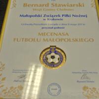 Zdjęcie ilustracyjne wiadomości: <b>Wójt Gminy Chełmiec – uhonorowany odznaczeniem „Mecenas Futbolu Małopolskiego”</b> #2
