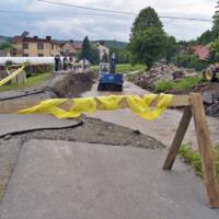 Zdjęcie ilustracyjne wiadomości: <b>Urwana droga i podmyty przyczółek mostu</b> #22