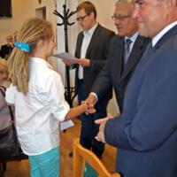 Zdjęcie ilustracyjne wiadomości: <b>Dobre wyniki w nauce? To się opłaca!</b> #13