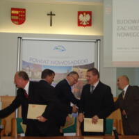 Zdjęcie ilustracyjne wiadomości: <b>Podpisanie umowy w sprawie obwodnicy zachodniej Nowego Sącza.</b> #10