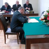 Zdjęcie ilustracyjne wiadomości: <b>Uczczenie pamięci Prezydenta RP i Wszystkich tragicznie zmarłych w katastrofie lotniczej przez samorząd Gminy Chełmiec </b> #16