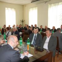 Zdjęcie ilustracyjne wiadomości: 2,3 mln zł unijnego wsparcia na budowę sali gimnastycznej w Śwniarsku – uroczyste przekazanie umowy na sesji rady gminy  #2