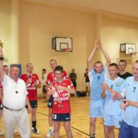 Zdjęcie ilustracyjne wiadomości: Olimpia Pisarzowa triumfuje w Siatkarskim Turnieju o Puchar Wójta Gminy Chełmiec 2010. #16
