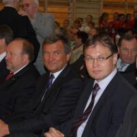Zdjęcie ilustracyjne wiadomości: Trzetrzewina na sportowo! Na rozpoczęcie roku szkolnego sala gimnastyczna  i pięknie odnowiona szkoła. #7