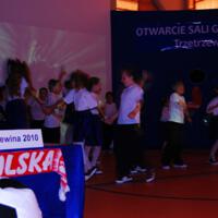 Zdjęcie ilustracyjne wiadomości: Trzetrzewina na sportowo! Na rozpoczęcie roku szkolnego sala gimnastyczna  i pięknie odnowiona szkoła. #17