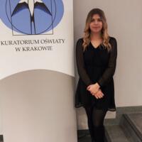 Zdjęcie ilustracyjne wiadomości: Nadia Świerk laureatką ogólnopolskiej Olimpiady Języka Angielskiego Juniorów oraz laureatką Małopolskiego Konkursu Języka Angielskiego #2