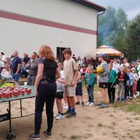 Zdjęcie ilustracyjne wiadomości: I PIKNIK RODZINNY W SZKOLE PODSTAWOWEJ W JANUSZOWEJ #7