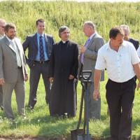 Zdjęcie ilustracyjne wiadomości: Ruszyła budowa  pierwszego na Sądecczyźnie kompleksu boisk  w ramach programu "Moje boisko - Orlik 2012" #7