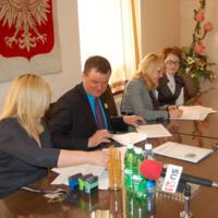 Zdjęcie ilustracyjne wiadomości: <b>47 mln na inwestycje kanalizacyjno – wodociągowe w latach 2014-2015 w Chełmcu</b> #16