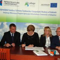 Zdjęcie ilustracyjne wiadomości: Podpisanie umowy w Wojewódzki Funduszu Ochrony Środowiska i Gospodarki Wodnej w Krakowie na dofinansowanie budowy kanalizacji. #3