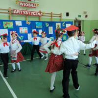 Zdjęcie ilustracyjne wiadomości: Wiosna Artystyczna 2015 w Zespole Szkół w Chomranicach #1