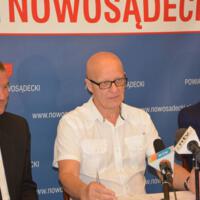 Zdjęcie ilustracyjne wiadomości: <b>Chełmiec chce budować chodniki… nie tylko przy drogach gminnych ale i powiatowych.</b> #2