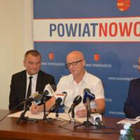 Zdjęcie ilustracyjne wiadomości: <b>Chełmiec chce budować chodniki… nie tylko przy drogach gminnych ale i powiatowych.</b> #3
