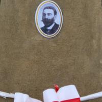Odnowiony grób wojenny inż. Alberta Faucka na cmentarzu wojennym w Marcinkowicach
