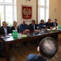 Zdjęcie ilustracyjne wiadomości: POROZUMIENIE PODPISANE – DROGA DO WSPÓLNEJ BUDOWY OBWODNIC I MOSTÓW OTWARTA #1