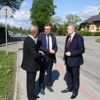 Zdjęcie ilustracyjne wiadomości: <b>RUSZA BUDOWA CHODNIKA W CHOMRANICACH !</b> #5