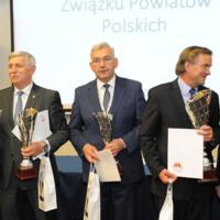 Zdjęcie ilustracyjne wiadomości: <b>Honorowy tytuł Dobry Polski Samorząd 2015 dla Chełmca po raz piąty z rzędu.</b> #4