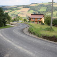 Zdjęcie ilustracyjne wiadomości: <b>Przebudowa 3 km drogi Wola Kurowska – Ubiad – prace na półmetku</b> #2