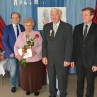 Zdjęcie ilustracyjne wiadomości: Przeżyli razem ponad pół wieku! Jubileusze pożycia małżeńskiego  w Gminie Chełmiec. #108