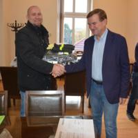 Zdjęcie ilustracyjne wiadomości: Zestawy ubrań strażackich w ramach programu „Bezpieczny Strażak” #1
