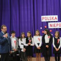 Zdjęcie ilustracyjne wiadomości: Apele z okazji Święta Odzyskania Niepodległości w Chełmcu #3