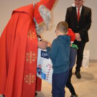 Mikołajki dla dzieci niepełnosprawnych w Chełmcu