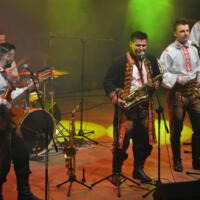 Zdjęcie ilustracyjne wiadomości: Prawie 10 tysięcy złotych dla Madzi, Mikołaja i Damianka! Koncert charytatywny w Świniarsku. #48