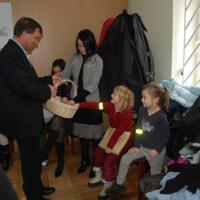 Zdjęcie ilustracyjne wiadomości: <b>Przekazanie odblasków dzieciom z klas 0-3 Szkół Podstawowych.</b> #22