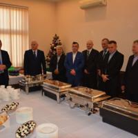 Zdjęcie ilustracyjne wiadomości: Spotkanie noworoczne z sołtysami, dyrektorami szkół i strażakami z OSP #4