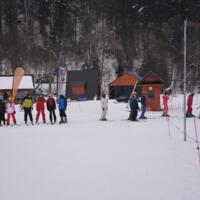 Zdjęcie ilustracyjne wiadomości: 45 dzieci z terenu gminy Chełmiec zakończyło w dniu  dzisiejszym szkolenie narciarskie w ramach programu  „Upowszechnianie Sportów Zimowych” #35