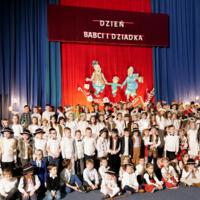 Dzień Babci i Dziadka w Szkole Podstawowej w Świniarsku