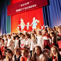 Dzień Babci i Dziadka w Szkole Podstawowej w Świniarsku