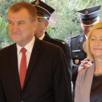 Zdjęcie ilustracyjne wiadomości: Poświęcenie, przekazanie samochodu pożarniczego oraz garażu dla jednostki OSP Klęczany. #8