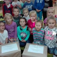 Zdjęcie ilustracyjne wiadomości: „Kredkobranie  - 100 uśmiechów na Stulecie” #4