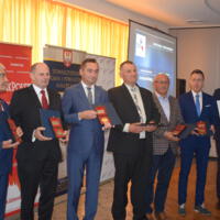 Zdjęcie ilustracyjne wiadomości: Pan Marek Poręba został odznaczony tytułem "Samorządowca roku 2018" #1