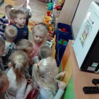 Zdjęcie ilustracyjne wiadomości: Oczyszczacze powietrza już pracują  w przedszkolach na terenie gminy Chełmiec. #69