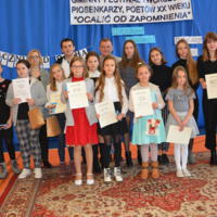 Zdjęcie ilustracyjne wiadomości: III Gminny Festiwal Poetów – Piosenkarzy XX wieku „Ocalić od zapomnienia” w Trzetrzewinie #12