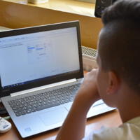 Zdjęcie ilustracyjne wiadomości: Kolejna dotacja dla szkoły w Rdziostowie na realizację matematycznego projektu #3