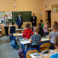 Zdjęcie ilustracyjne wiadomości: Ślubowanie klas pierwszych #9