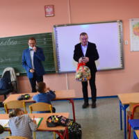 Zdjęcie ilustracyjne wiadomości: Ślubowanie klas pierwszych #11