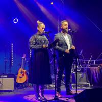 Kolejny koncert za nami. Od ośmiu lat finałem Konkursu Wokalno- Muzycznego GRAMmy na tak! jest występ gwiazdy wieczoru. W tym roku zwycięzcy- ARTYŚCI 2023 saportowali Sławomira.