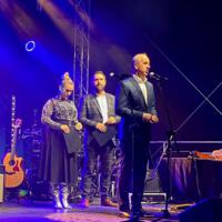 Kolejny koncert za nami. Od ośmiu lat finałem Konkursu Wokalno- Muzycznego GRAMmy na tak! jest występ gwiazdy wieczoru. W tym roku zwycięzcy- ARTYŚCI 2023 saportowali Sławomira.
