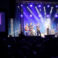 Kolejny koncert za nami. Od ośmiu lat finałem Konkursu Wokalno- Muzycznego GRAMmy na tak! jest występ gwiazdy wieczoru. W tym roku zwycięzcy- ARTYŚCI 2023 saportowali Sławomira.