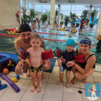 Zdjęcie ilustracyjne wiadomości: Zakończenie projektu „Baby Swim” – Nauka pływania niemowlaków dla dzieci z terenu Gminy Chełmiec w wieku od 3 miesięcy do 3 lat. #1