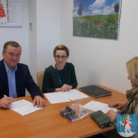 Zdjęcie ilustracyjne wiadomości: Podpisanie umowy na projekt „Rozwój infrastruktury rekreacyjnej na terenie Gminy Chełmiec” #2