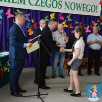 Zdjęcie ilustracyjne wiadomości: Nagrody Wójta za wybitne osiągnięcia naukowe, artystyczno-plastyczne i sportowe w roku szkolnym 2019/2020 #9