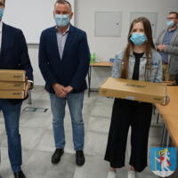 Zdjęcie ilustracyjne wiadomości: Sprzęt komputerowy dla najbardziej potrzebujących rozdany #19